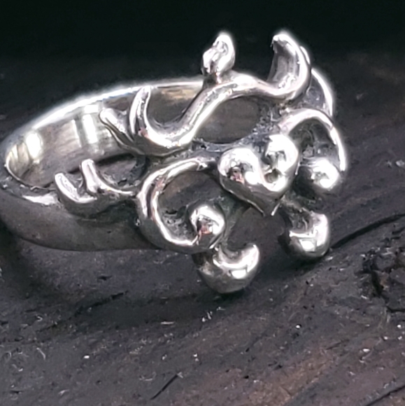 Artisan Hand Made Sterling Flame Heart Ring - Picture 2 of 13